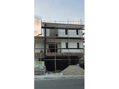 2-bedroom Top Floor Apartment in Kiti For Sale 