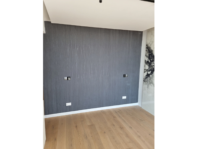  Whole Floor Ready to Move-in 3 Bedroom Apartments