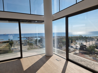 3-Bedroom Ready to Move-in Duplex Top-floor in Town Center in Larnaca
