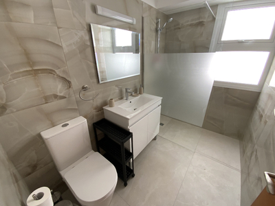 2-bedroom Apartment near Salamina Stadium for Rent